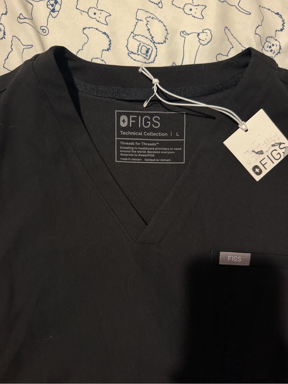 FIGS Black Scrub Top NWT Women’s Large
